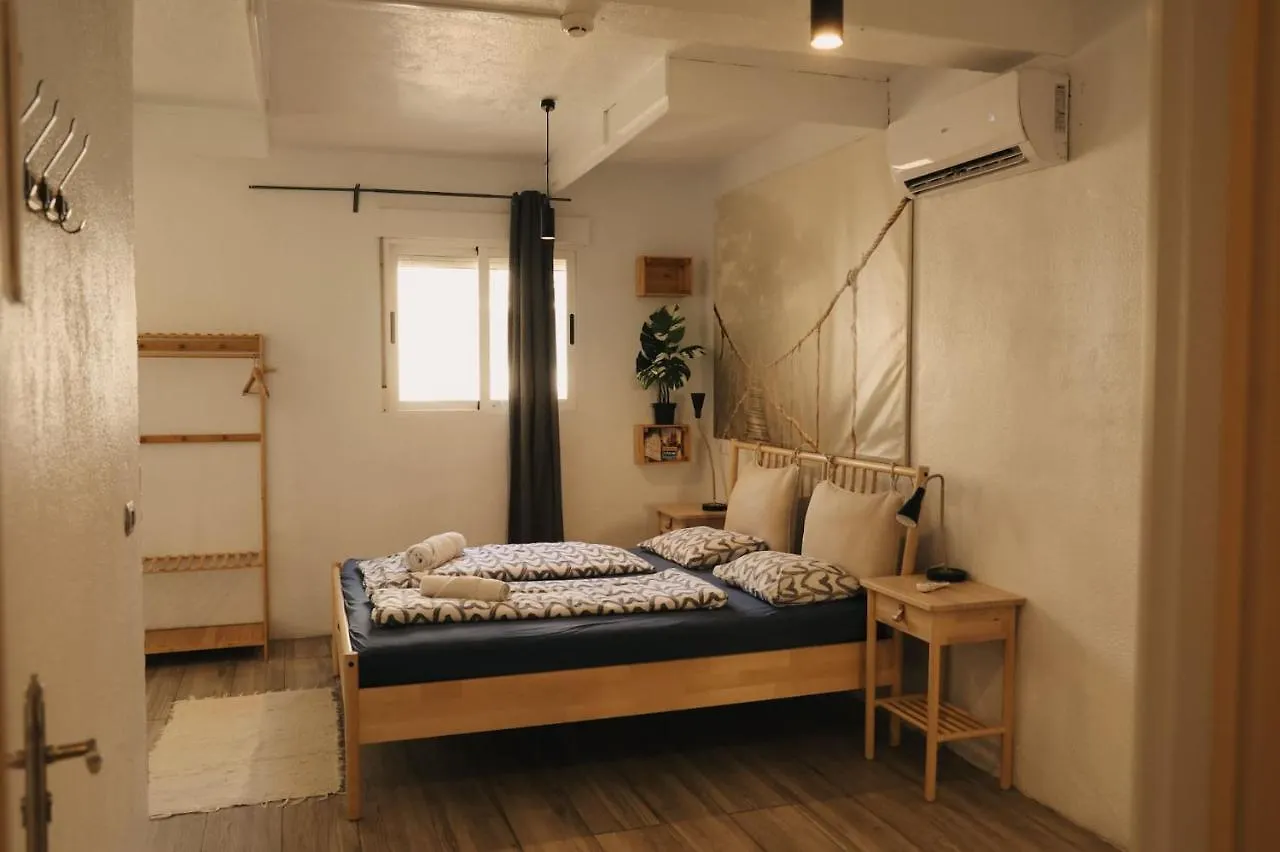 Hostel One Paralelo Barcelona 0*,  España