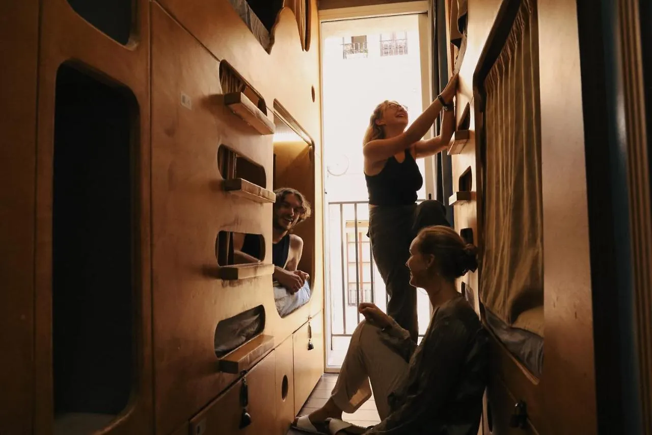 Hostel Onefam Paralelo Barcelona